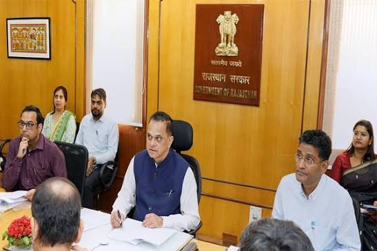 मुख्य सचिव की अध्यक्षता में अडानी रिन्यूएबल एनर्जी पार्क राजस्थान लिमिटेड के निदेशक मंडल की बैठक आयोजित