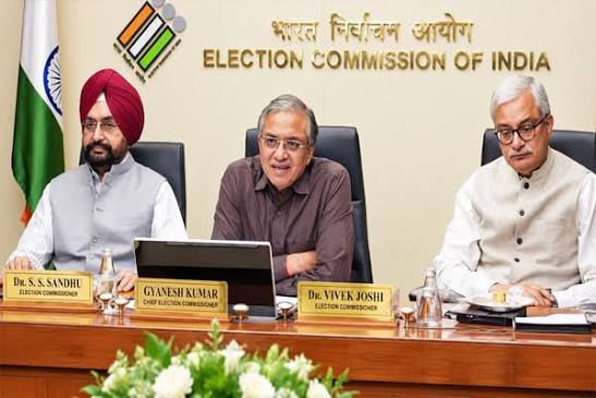 सभी फैसले सर्वसम्मति से लिए गए, ECI ने चुनाव आयुक्तों के असहमति जताने वाली रिपोर्ट को किया खारिज